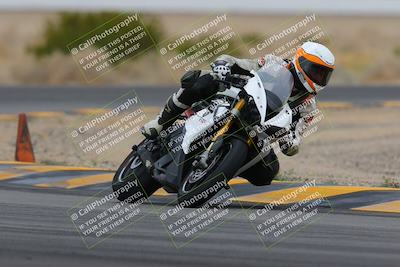 media/Jan-14-2023-SoCal Trackdays (Sat) [[497694156f]]/Turn 4 Set 1 (1020am)/